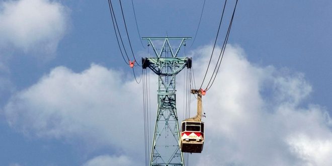 20 Orang Dilaporkan Terjebak Di Mobil Trem Albuquerque, Penyelamatan Sedang Dijalankan
