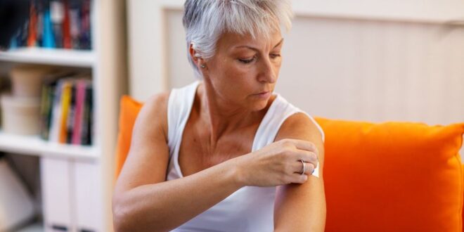 Memasukkan kelompok LGBTQ+ dalam perbincangan menopause
