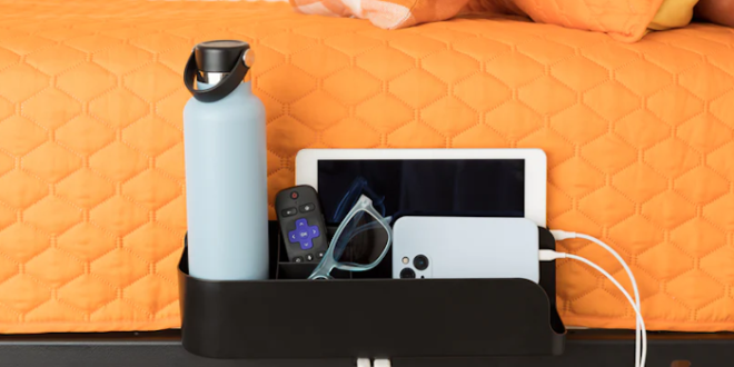 Squirrel Bedside Perch – Rak penyimpanan samping tempat tidur dan pengatur barang