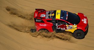 Dakar 2022, Tahap 2: Loeb menang saat Al-Attiyah memimpin keseluruhan