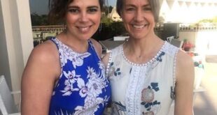 Hannah Kells (kiri) dan Alison Desarovino pada 2019