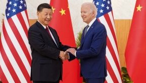Bagaimana Biden Dapat "Mencairkan" Hubungan AS dengan China