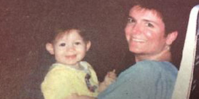 Suzanne dan putrinya, 1998