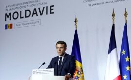 Mengapa Macron merangkul Eropa Timur