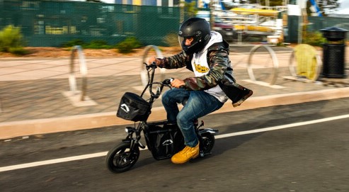 Sepeda Listrik Fiido: Mobilitas Ramah Lingkungan dengan Gaya yang Stylish