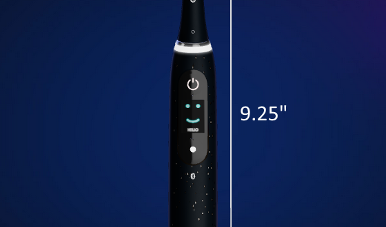 Oral-B iO Seri 10 – Sikat gigi elektrik pintar dengan pengisi daya pintar
